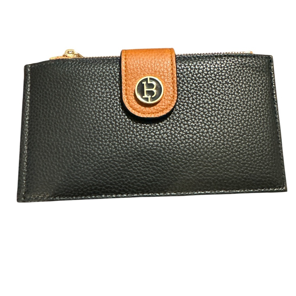 Black and Tan Women's Bifold Wallet with Logo Snap